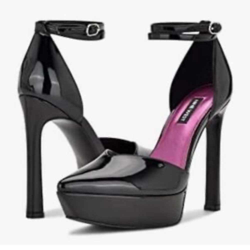Bran New 🆕 Nine West Black Patent Platform heels 👠